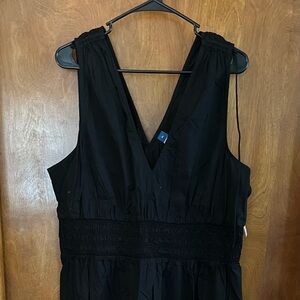 Old Navy Black Midi Dress